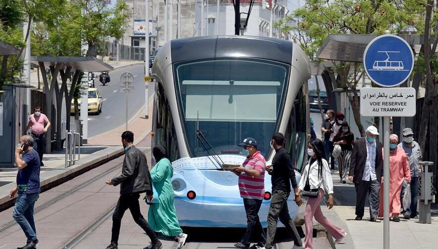 <b>摩洛哥：“戴口罩”的有轨电车</b>